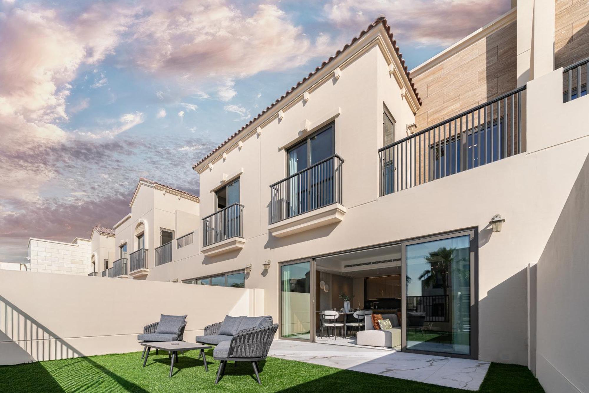 Villa Luxury 3br With Maids Townhouse By Ellie Saab Residences, In Jge - Allsopp & Allsopp *